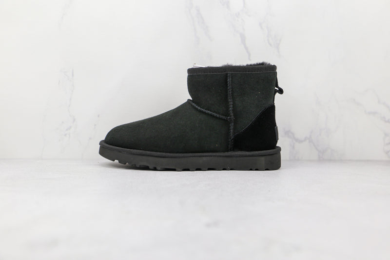 UGG Straight Low-Cut