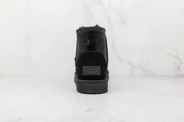 UGG Straight Low-Cut