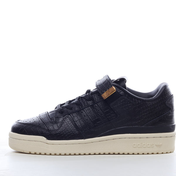 Adidas Forum 84
