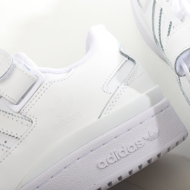 Adidas Forum 84