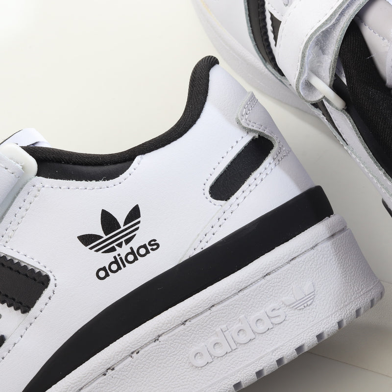 Adidas Forum 84