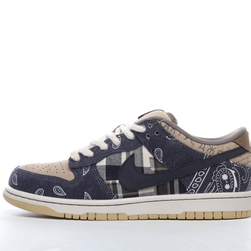 Travis Scott × SB Dunk Cashew