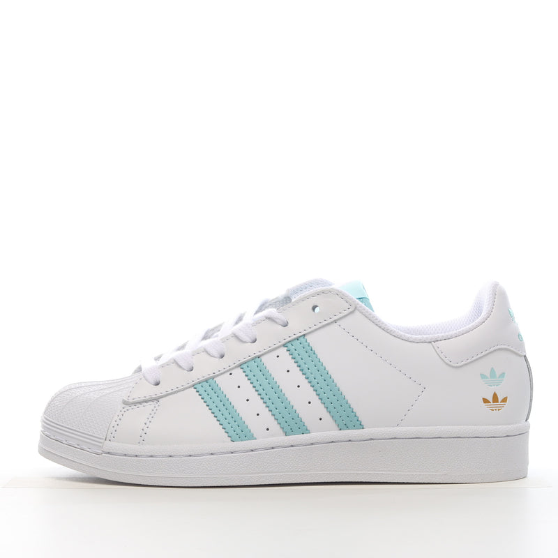Adidas Superstar