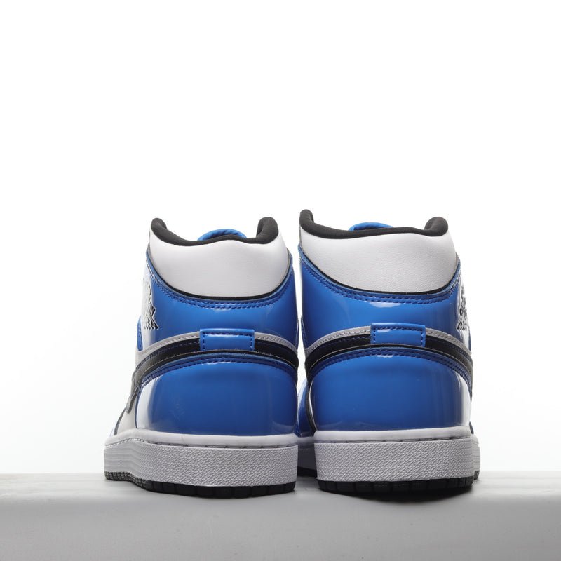 Air Jordan 1 Mid